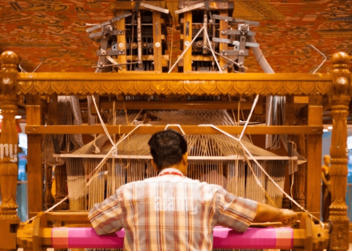 From Loom to Luxury: Explore India’s Timeless Weaving Destinations – Kanchipuram, Varanasi & Bhagalpur