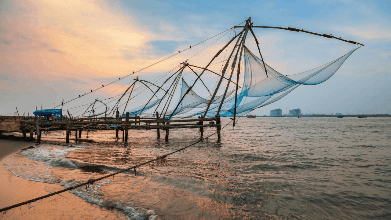 Top Tourist Places of Kochi : Explore the places of Queen of Arabian Sea