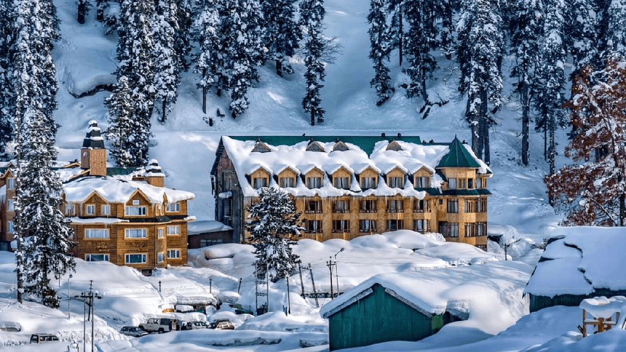 Himachal Tour Package: 8N/9D Shimla, Manali & Kasol Tour with Agra Day Trip from Delhi