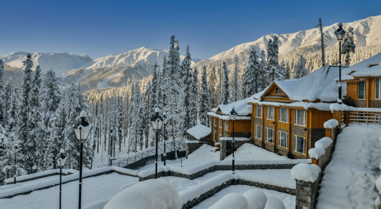 Kashmir Tour Package: 3 Nights of Scenic Bliss – Srinagar, Pahalgam & Gulmarg