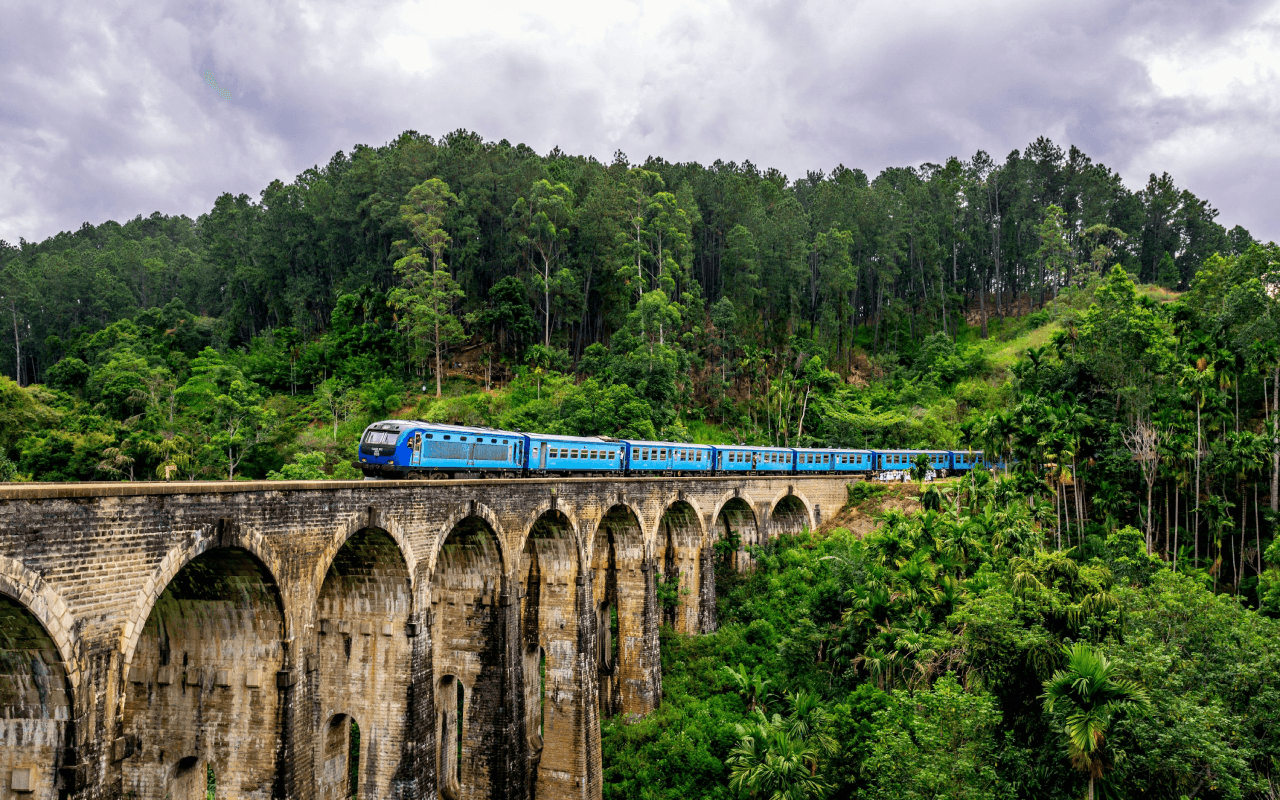 Sri Lanka 5 Days 4 Nights Tour Package:  Nights in Kandy, Nuwara Eliya, Bentota & Colombo