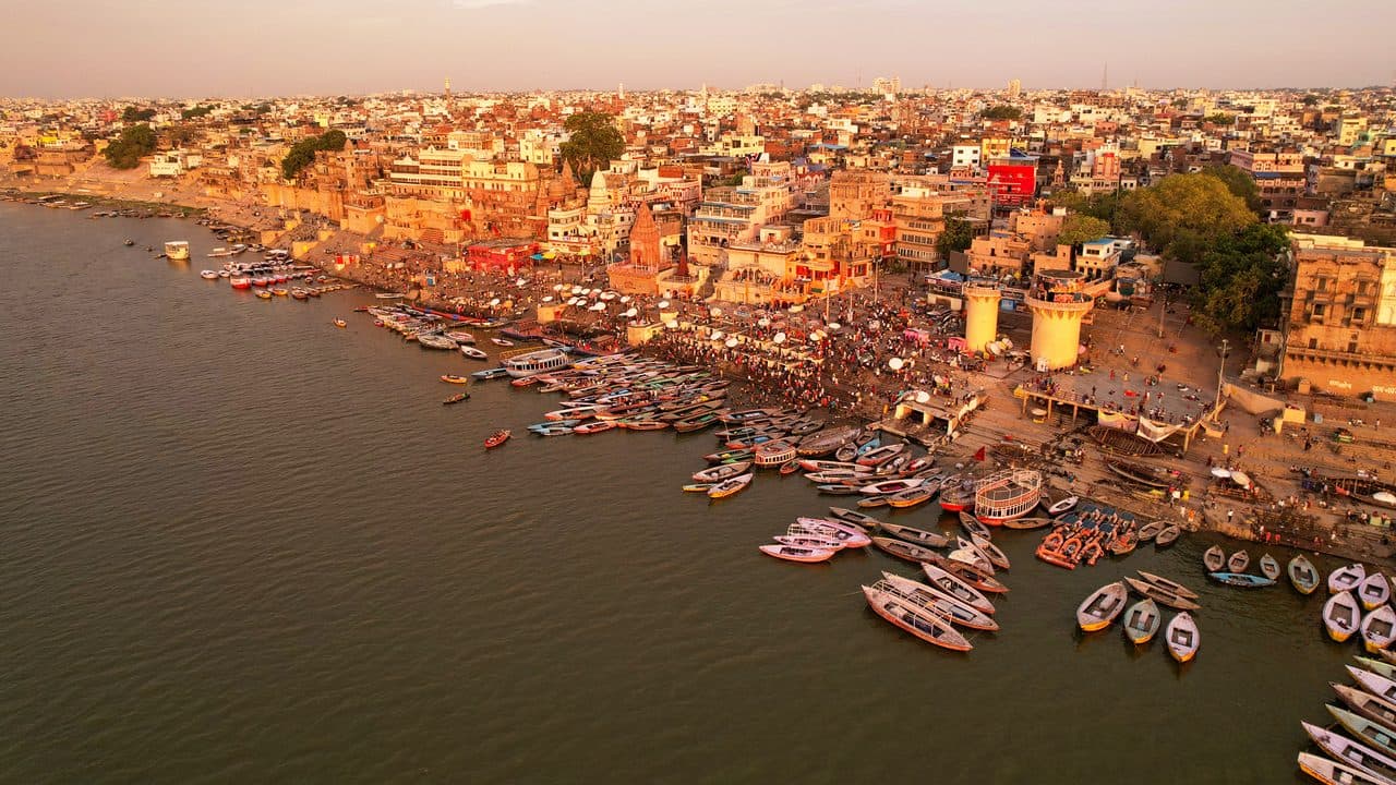 Uttar Pradesh Tour Package:  7N – Lucknow, Ayodhya, Prayagraj & Varanasi!
